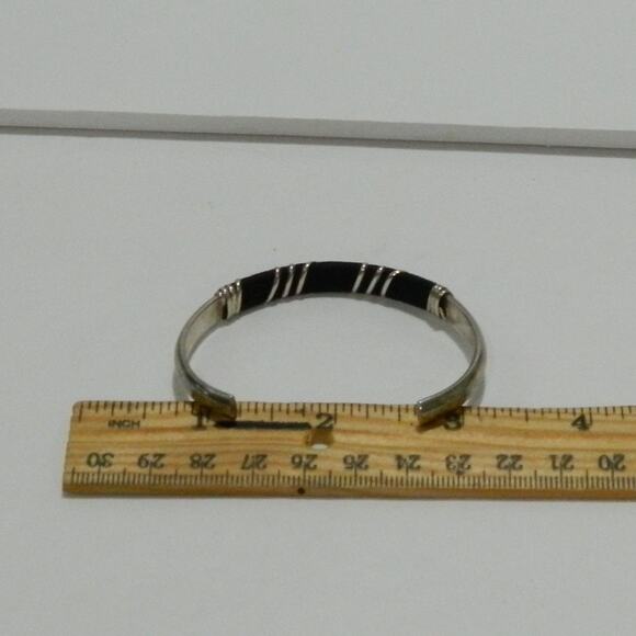 Vintage Estate Sterling Silver Cuff with Wrap Design Bracelet - Picture 9 of 9